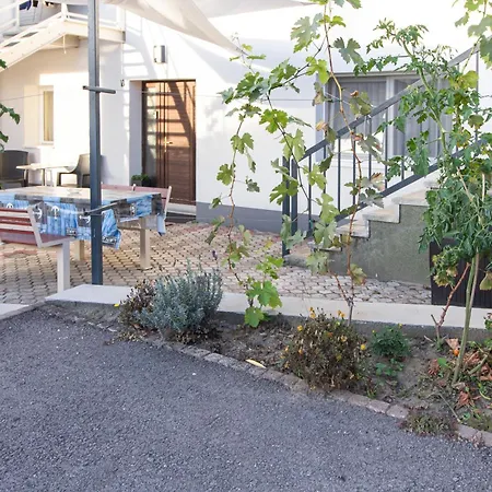 Déli Terasz B Free Parking, Self-check-in Anytime Appartement Győr