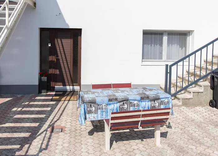 Déli Terasz B Free Parking, Self-check-in Anytime Apartman *